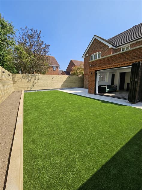 artificial grass brentwood